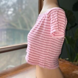 🌸4 for $20 LRUD pink crop top with red stripes